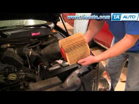 Как заменить воздушный фильтр двигателя на Ford Taurus 98-07