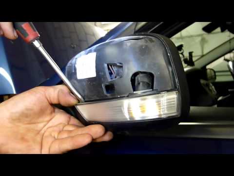Как поменять лампу поворотника в зеркале на Ford Focus 2