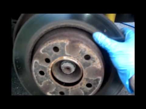 Как заменить задние тормозные колодки на BMW E46
