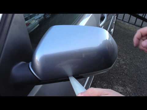 Как снять крышку зеркала на Volkswagen Golf 5