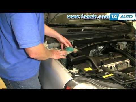 Как снять бочек охлаждающей жидкости на Volvo XC90 03-12
