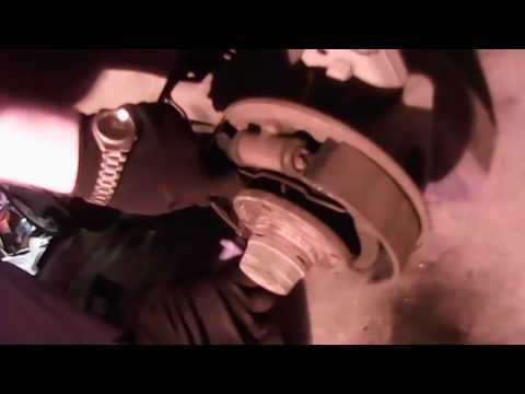 Как заменить задние тормозные колодки на Ваз 2109