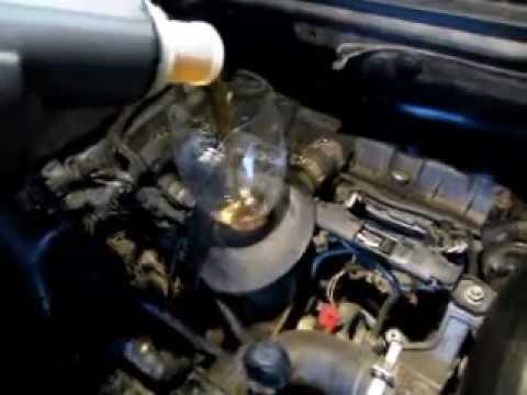 Как заменить масло в двигателе на Peugeot 307
