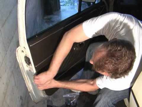 Как снять обшивку двери на Audi 80