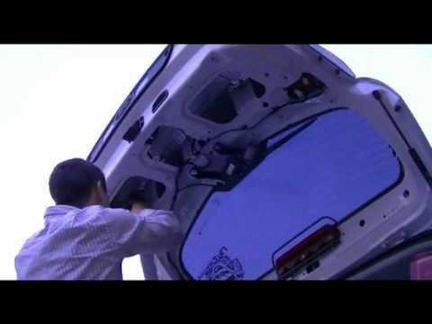 Как разобрать заднюю дверь на Kia Sportage 3