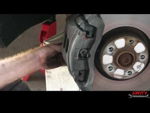 Как заменить тормозные колодки на Audi A6