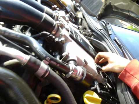 Как заменить датчик положения коленчатого вала на Opel Omega B 2.5 V6