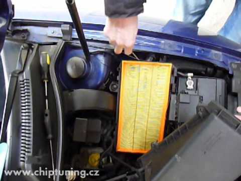 Как заменить воздушный фильтр двигателя на Seat Toledo