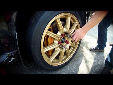 Как заменить тормозные колодки на Subaru Impreza WRX STI