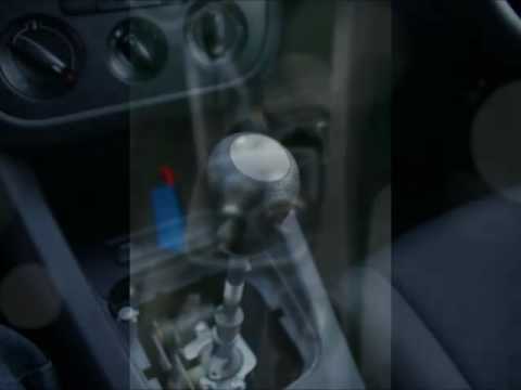Как снять ручку коробки передач на Volkswagen Golf 4
